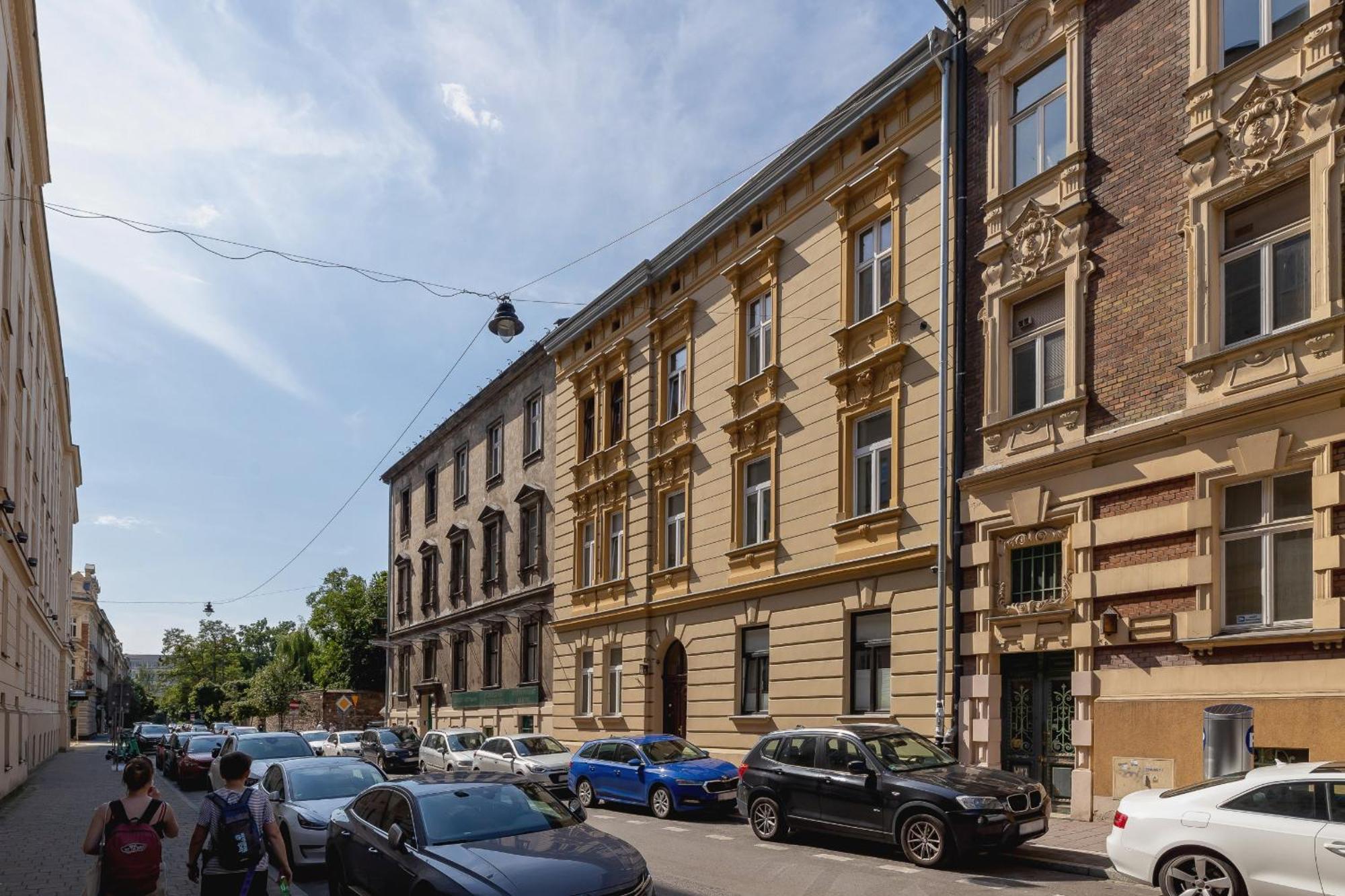 Family In Downtown Cracow By Rent Like * Krasków