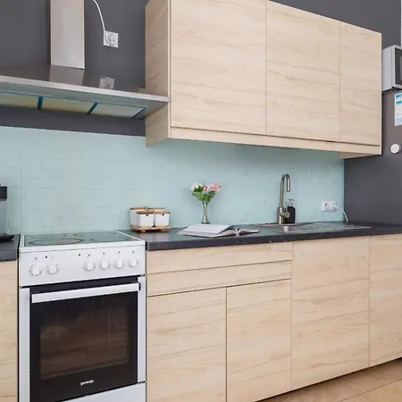 Family Apartment In Downtown Cracow By Rent Like Home Krakow Exterior photo