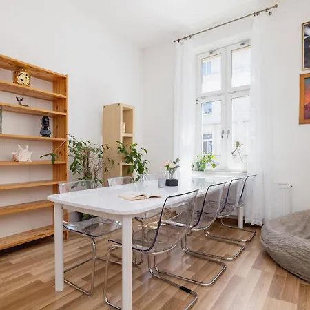 Family Apartment In Downtown Cracow By Rent Like Home Krakow Exterior photo