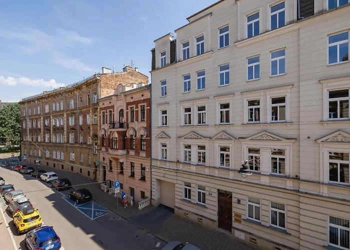 Family Apartment In Downtown Cracow By Rent Like Home
